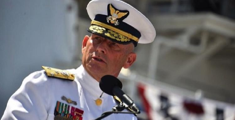 退役海军中将威廉·“迪恩”·李曾担任美国海军大西洋地区司令.S. 海岸警卫队将于12月11日星期六发表秋季毕业典礼演讲. 在米切尔中心.